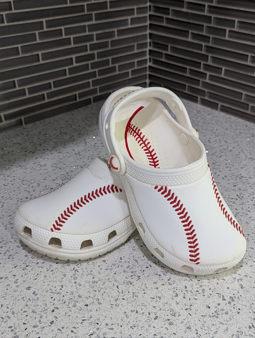 Crocs Kids Baseball Clogs White Red Softball Base Ball Mlb Child Size 13 - Picture 2 of 11
